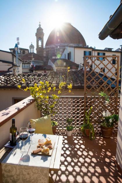 MEDICI CHAPELS TERRACE - VIEW APARTMENT - image 12