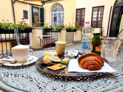 B&B The Lux - image 3