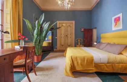 Apartments Florence - The Slowcoach House - image 11