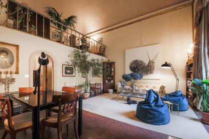 Apartments Florence - The Slowcoach House - image 2