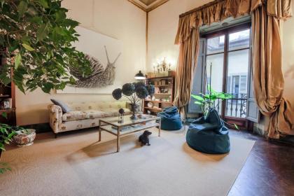 Apartments Florence - The Slowcoach House - image 4