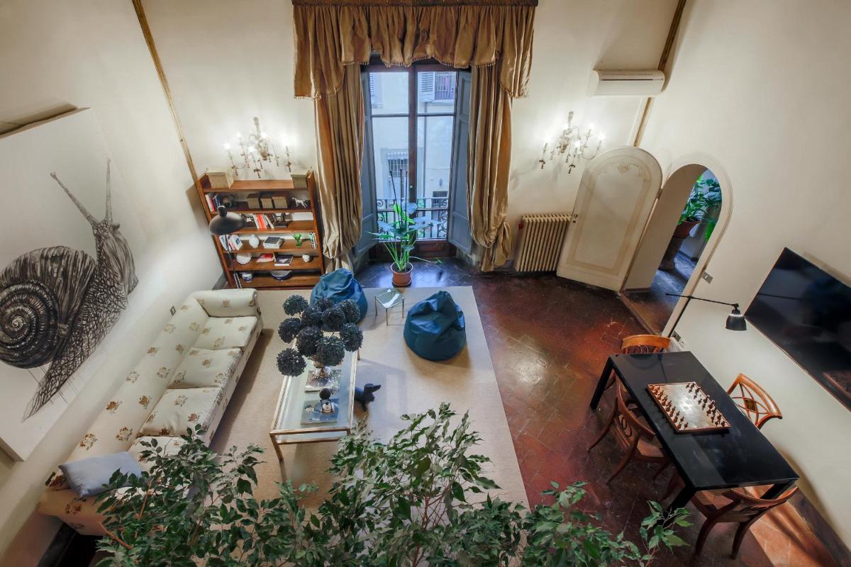 Apartments Florence - The Slowcoach House - image 5