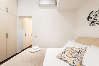 ART GALLERY Apartment in Florence - hosted by Sweetstay - image 24