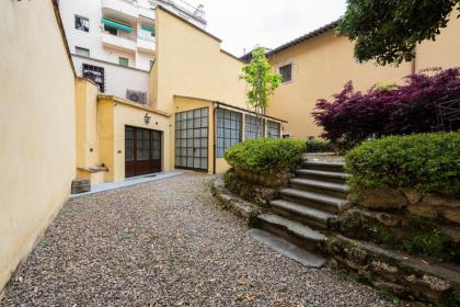 Aparmtents Florence - Dragomanni Loft with patio - image 21