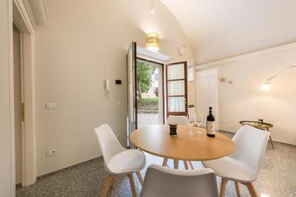 Aparmtents Florence - Dragomanni Loft with patio - image 5