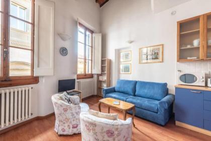 DUOMO COSY LOFT in the Center of Florence - hosted by Sweetstay - image 26