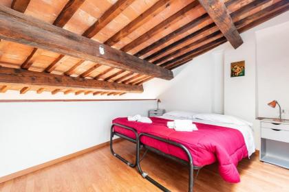 DUOMO COSY LOFT in the Center of Florence - hosted by Sweetstay - image 9