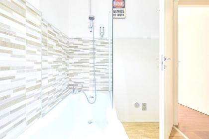 2 bedrooms appartement with furnished balcony and wifi at Firenze - image 5