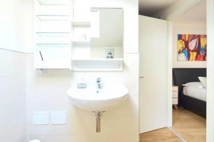 2 bedrooms appartement with furnished balcony and wifi at Firenze - image 6
