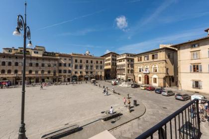 Santa Croce Palace - image 21