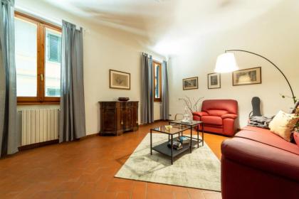 2 bedrooms Tuscany-style apartment in Santa Croce - image 10