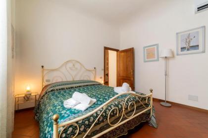 2 bedrooms Tuscany-style apartment in Santa Croce - image 12