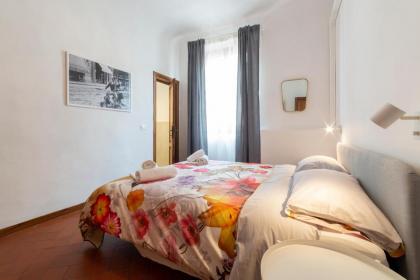 2 bedrooms Tuscany-style apartment in Santa Croce - image 24