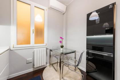Ponte Vecchio Deluxe Apartments - image 10