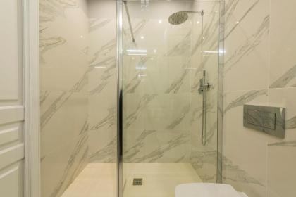 Ponte Vecchio Deluxe Apartments - image 14