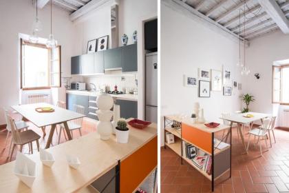 Designer Apartment in Central Florence - hosted by Sweetstay - image 8
