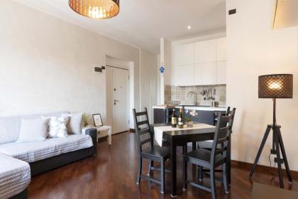 Italian Experience-Novoli Suite Apartment - image 17