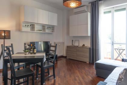 Italian Experience-Novoli Suite Apartment - image 20