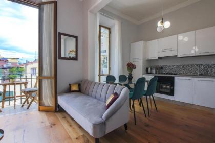 -Apartments Florence-Guido Monaco Contemporary with Balcony