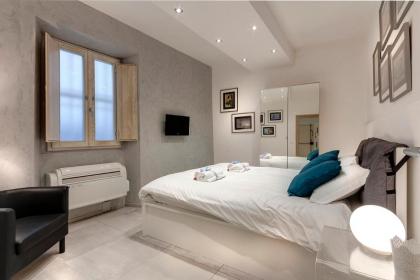 Mamo Florence - New Conce Apartment - image 10