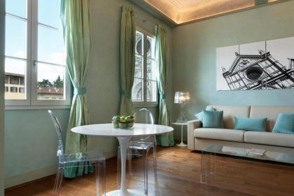 Santa Croce Front View Suite - image 4