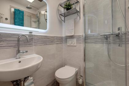 Mamo Florence - Zalinda Apartment - image 15