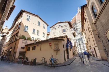 Mamo Florence - Guendalina Apartment - image 13