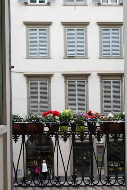 OGNISSANTI Suites - hosted by Sweetstay - image 22