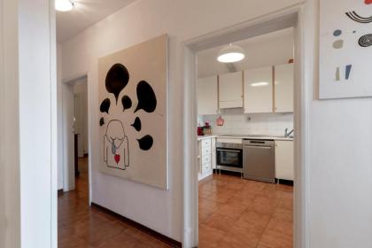 Barbadori Tower Apartment - image 10