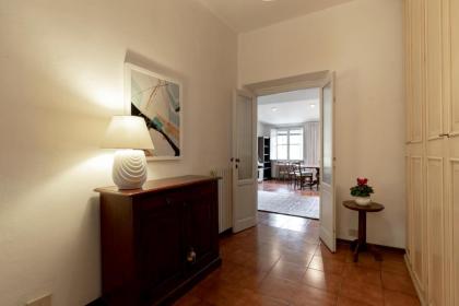 Barbadori Tower Apartment - image 18