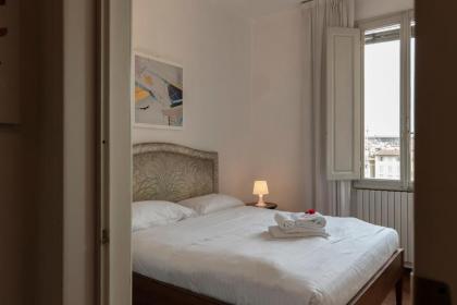 Barbadori Tower Apartment - image 4