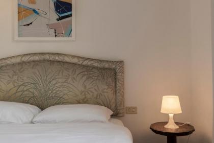 Barbadori Tower Apartment - image 5