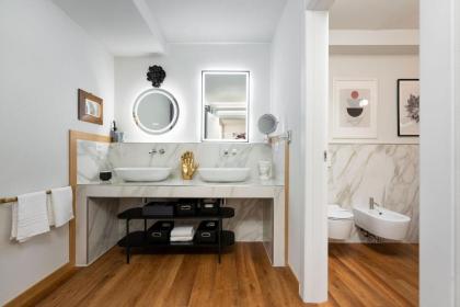 Guicciardini Apartment - image 24