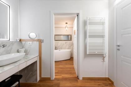 Guicciardini Apartment - image 27