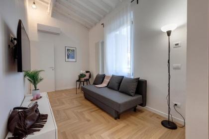 Mamo Florence - Guya Apartment - image 20