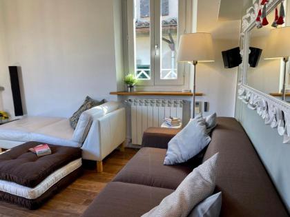 Florence Apartment Romantic View - image 12