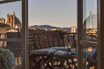 Charming Altana With Tower View - image 17