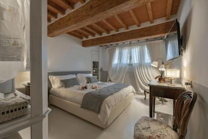 Charming Altana With Tower View - image 19
