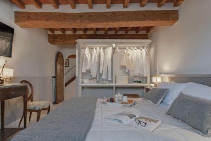 Charming Altana With Tower View - image 21