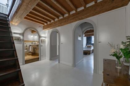 Charming Altana With Tower View - image 30