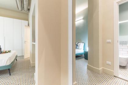 Cavour Five Senses - image 22