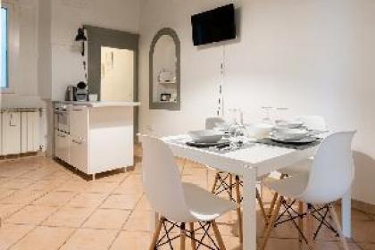 Comodo e Centrale APT vicino piazza Santa Croce - image 4