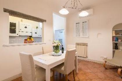 Elegante e centrale APT in Sant'Ambrogio Florence - image 14