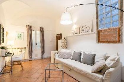 Elegante e centrale APT in Sant'Ambrogio Florence - image 2