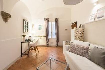 Elegante e centrale APT in Sant'Ambrogio Florence - image 3