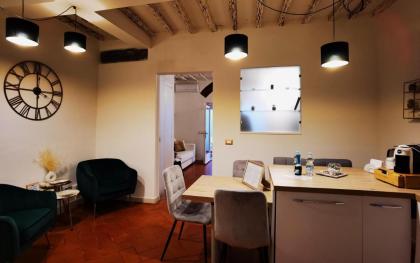 Rjgal Apartment B&B - image 15