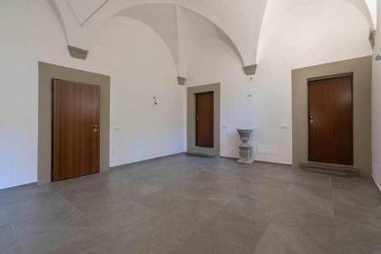 Ravel Cozy Apartment Near The Duomo - image 10