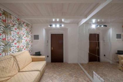 Ravel Cozy Apartment Near The Duomo - image 12