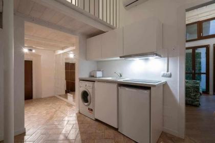 Ravel Cozy Apartment Near The Duomo - image 21