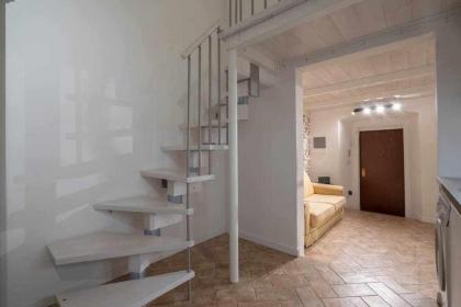 Ravel Cozy Apartment Near The Duomo - image 22